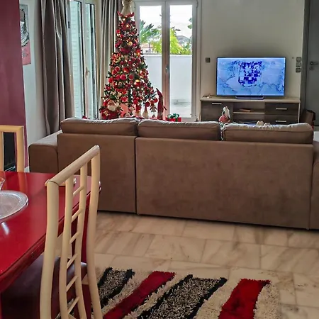 Apartment Bourtzi View - The Semi Basement