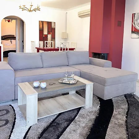 Bourtzi View - The Semi Basement