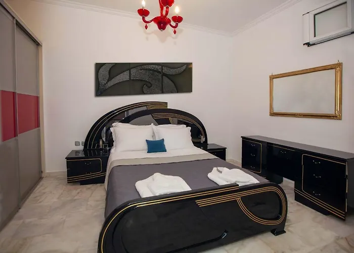 Bourtzi View - The Semi Basement